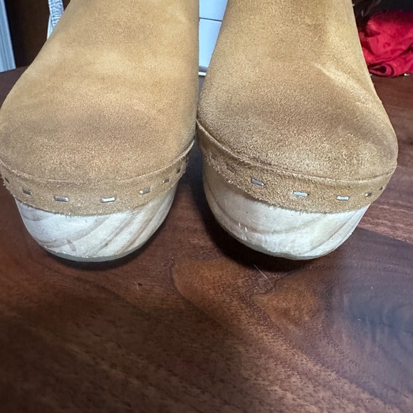 Free People Bungalow Tan Suede Leather Wooden Blog Boots Sz 8 - Picture 13 of 13